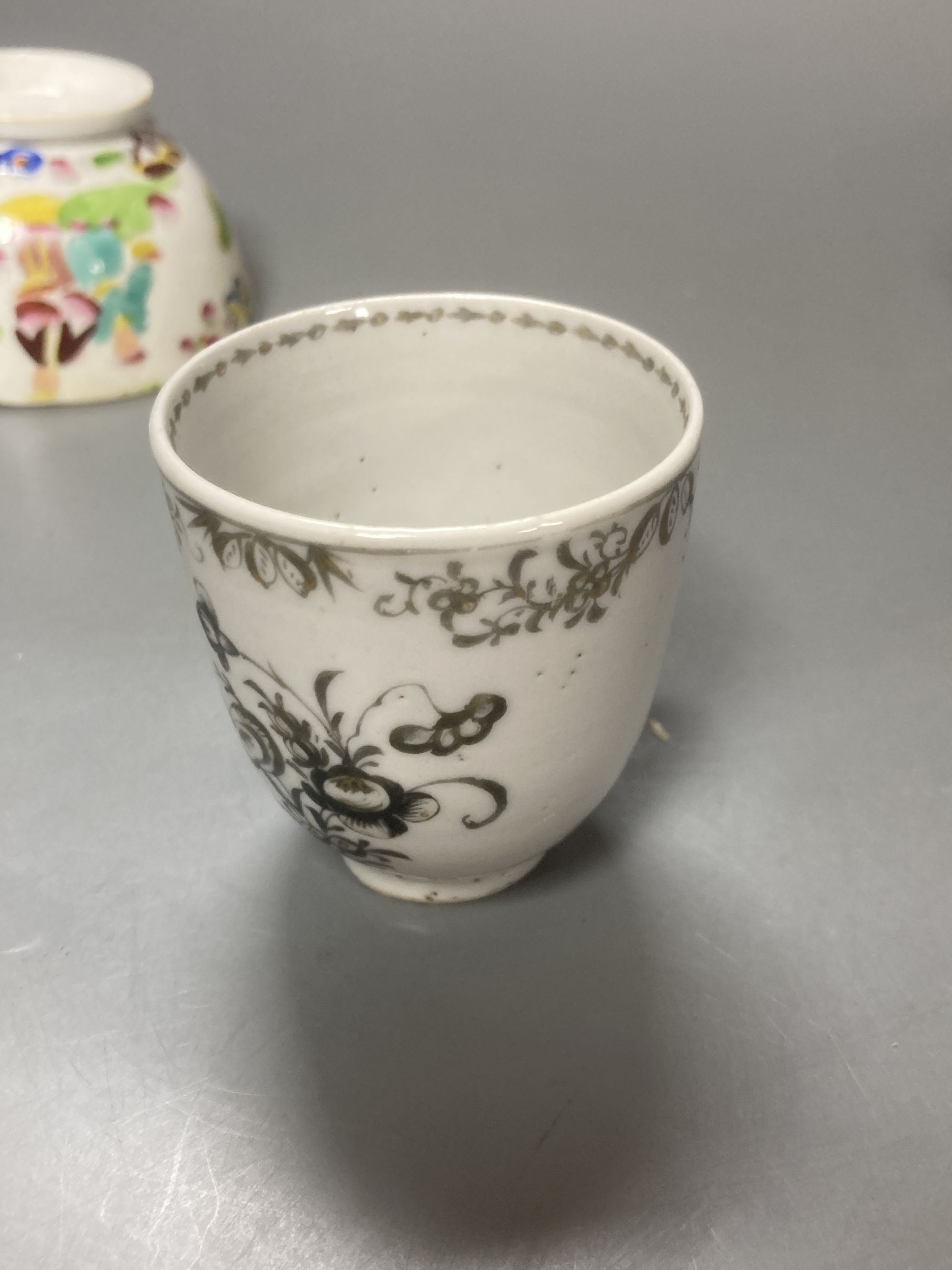 Five Chinese export tea cups / bowls and one other